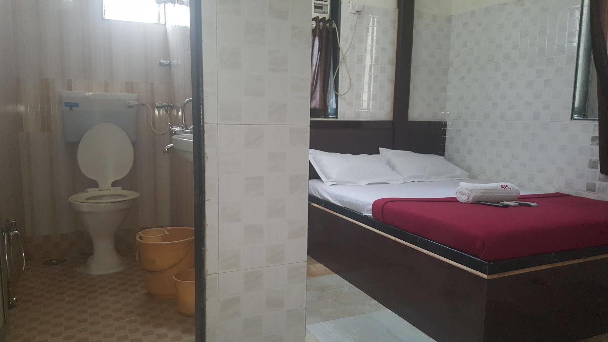 Hotel Al Mehraj มุมไบ ภายนอก รูปภาพ